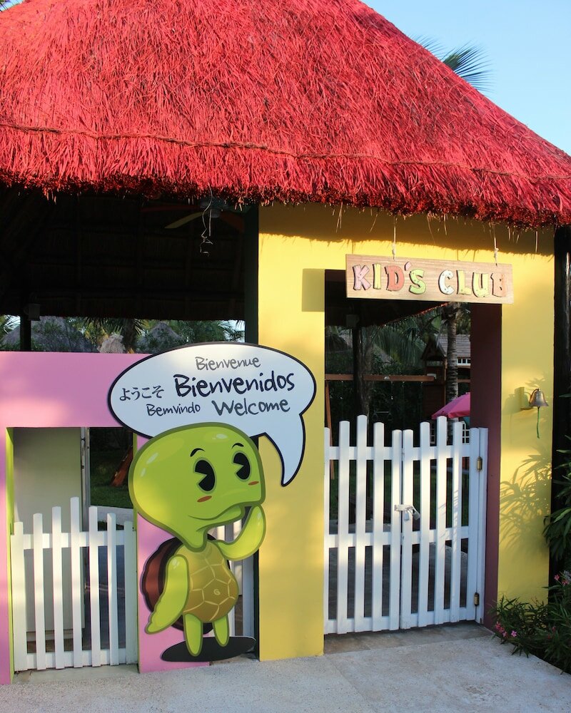 Фото The Pyramid Cancun by Oasis