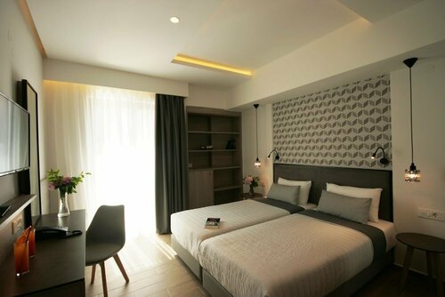 Гостиница Castro Beach Hotel в Малеме