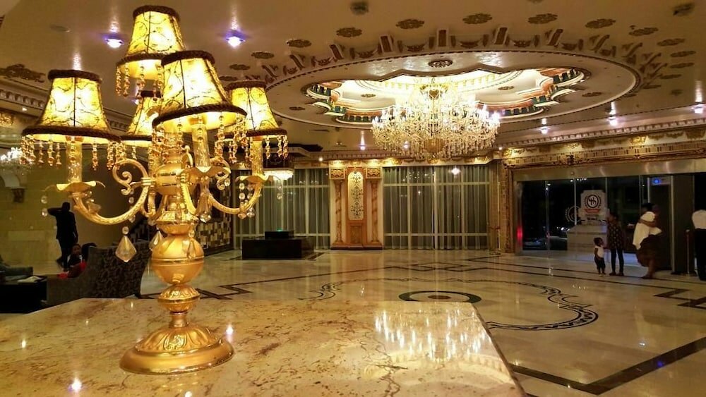 Фото Sandralia Hotel