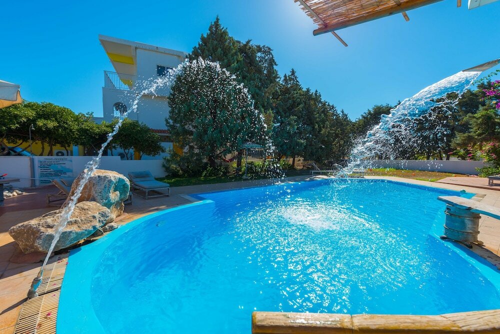 Фото отеля 4