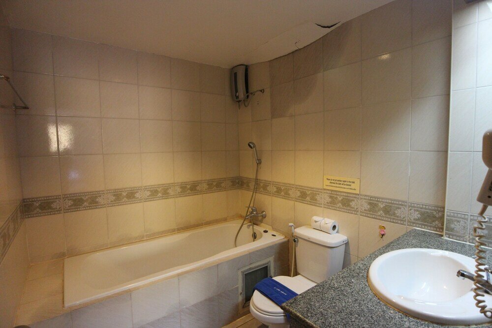 Фото Aonang Terrace Hotel