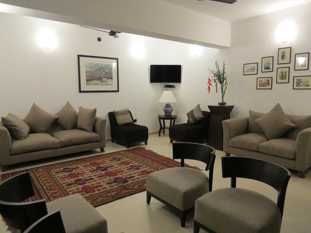 Фото Chapelton House