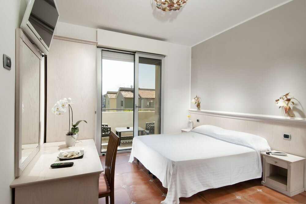 Фото Hotel Le Querce