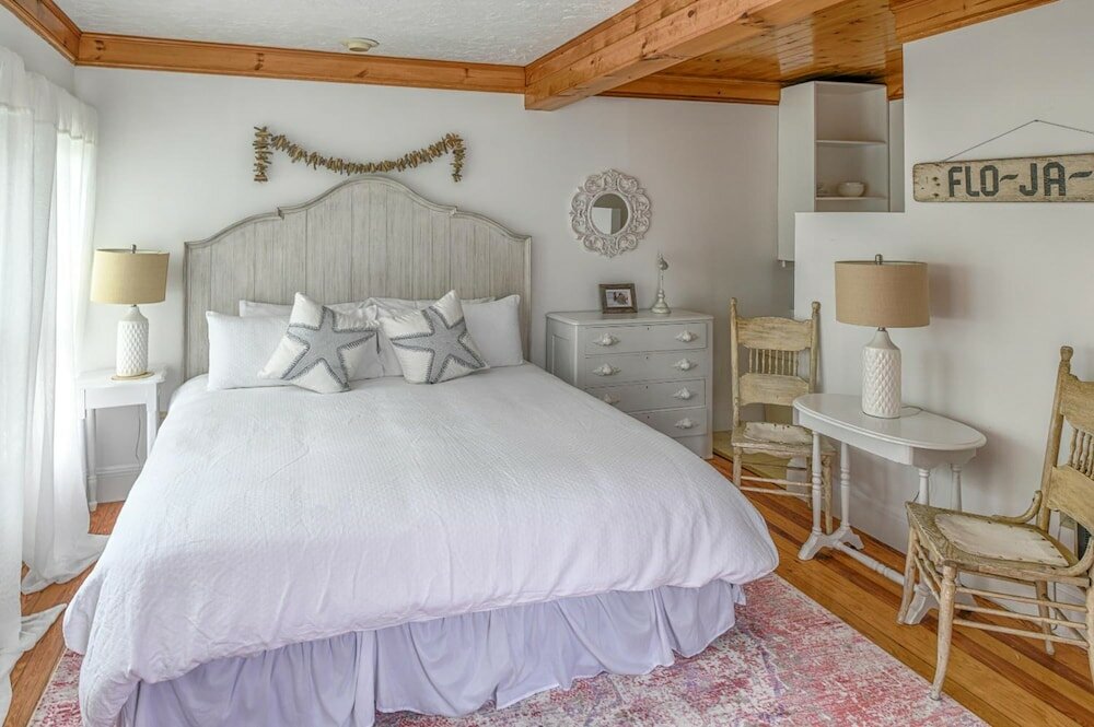 Фото Narragansett House