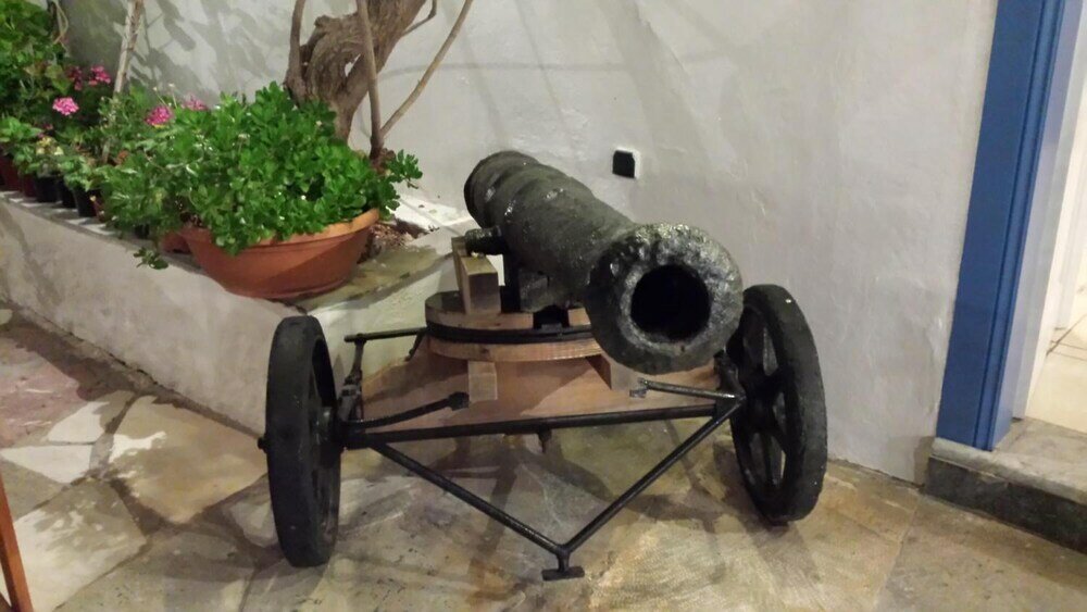 Фото Ippokampos Hotel