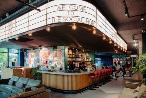 Гостиница The Social Hub Amsterdam City в Амстердаме