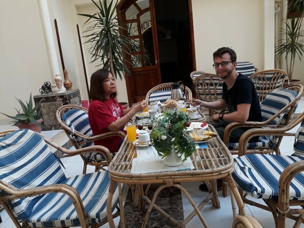 Фото Alhambra Hotel