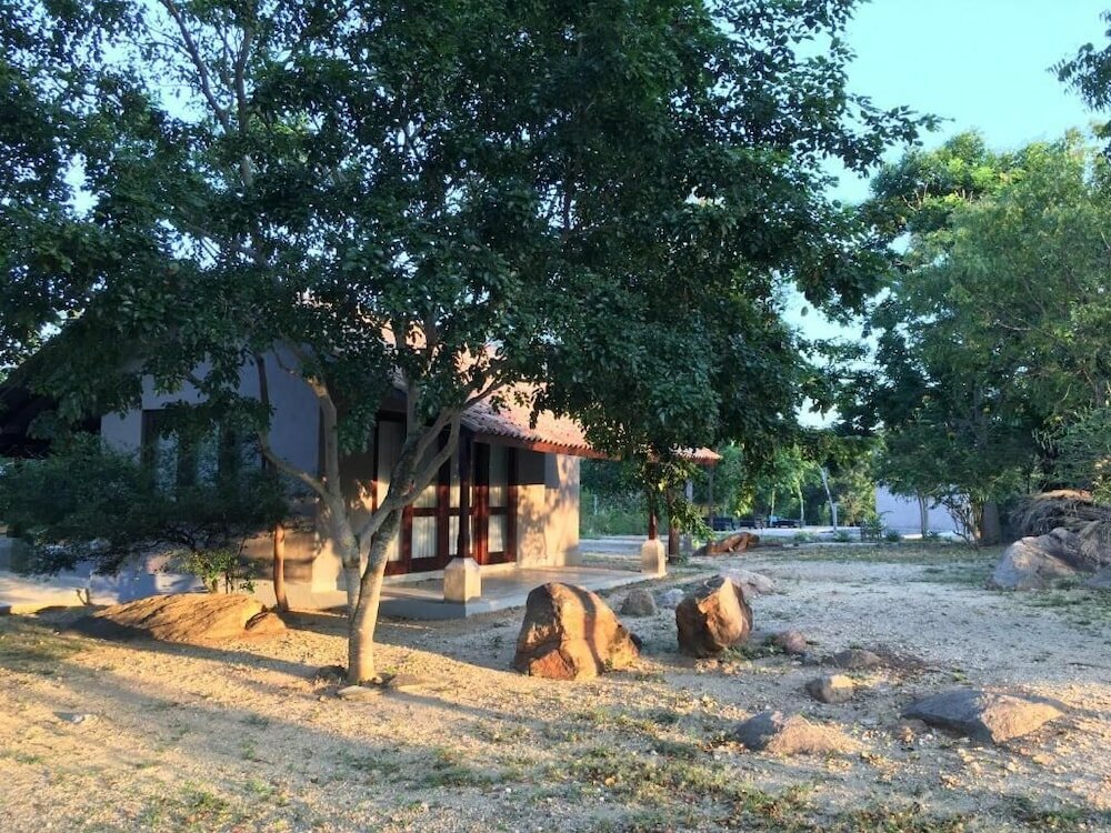 Фото Koragaha Lodge