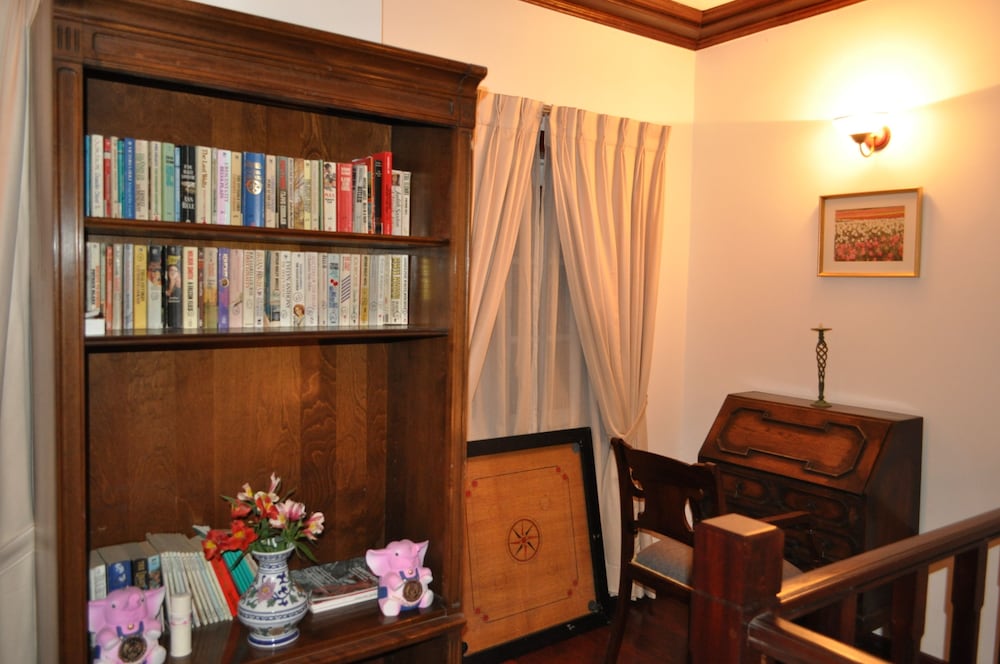 Фото Cocoon Hills