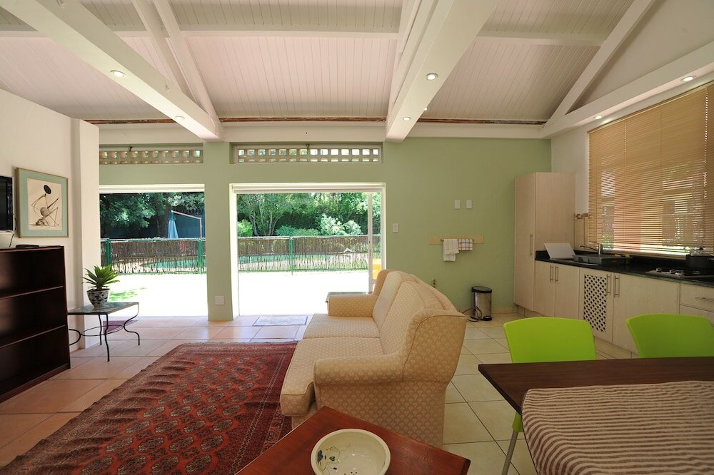 Фото Fifteen On Orange