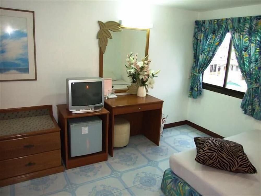 Фото Sukwilai Hotel