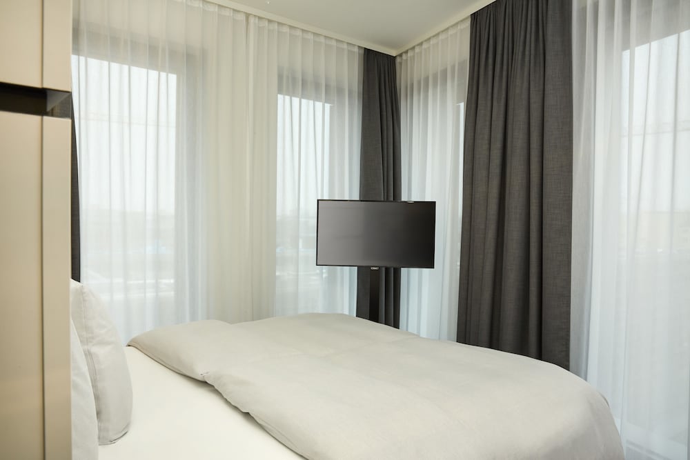 Фото Hyperion Hotel