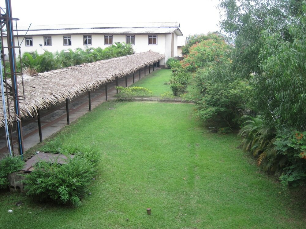 Фото Axari Hotel & Suites