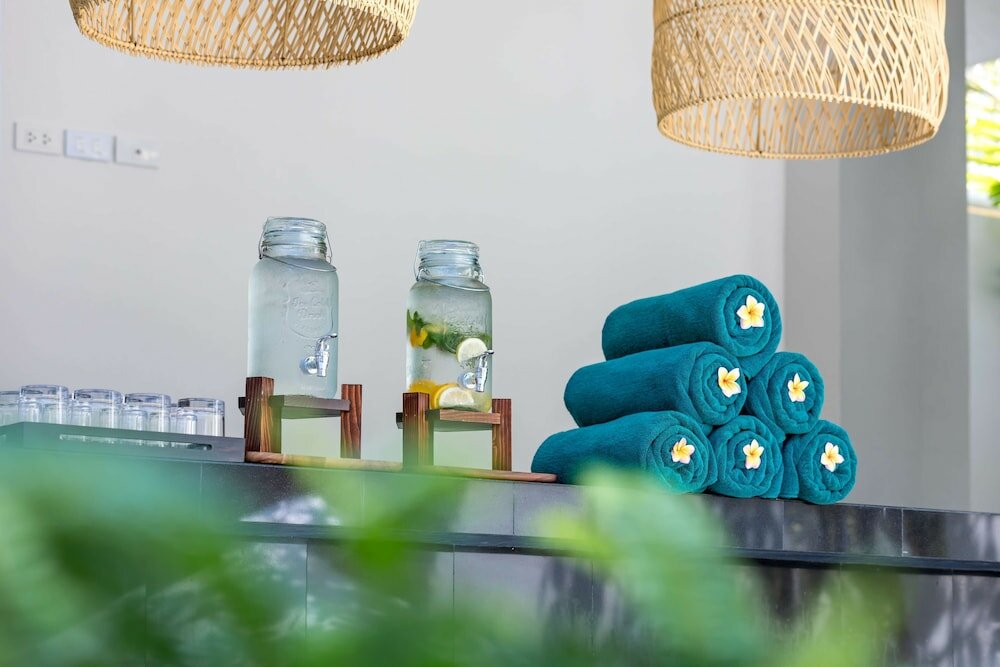 Фото Outrigger Surin Beach Resort