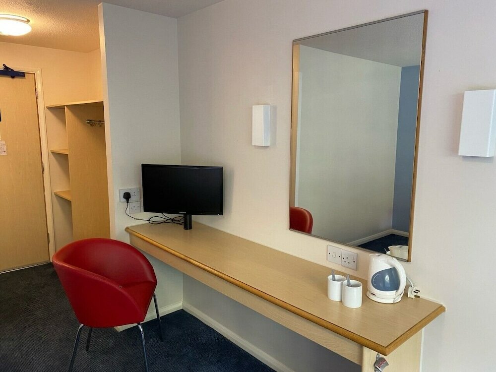 Фото Отель ibis budget Dundee Camperdown