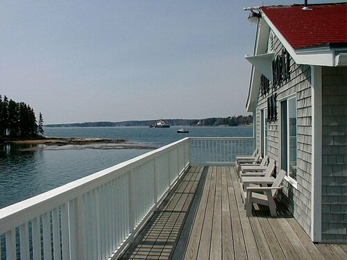 Гостиница Tugboat Inn