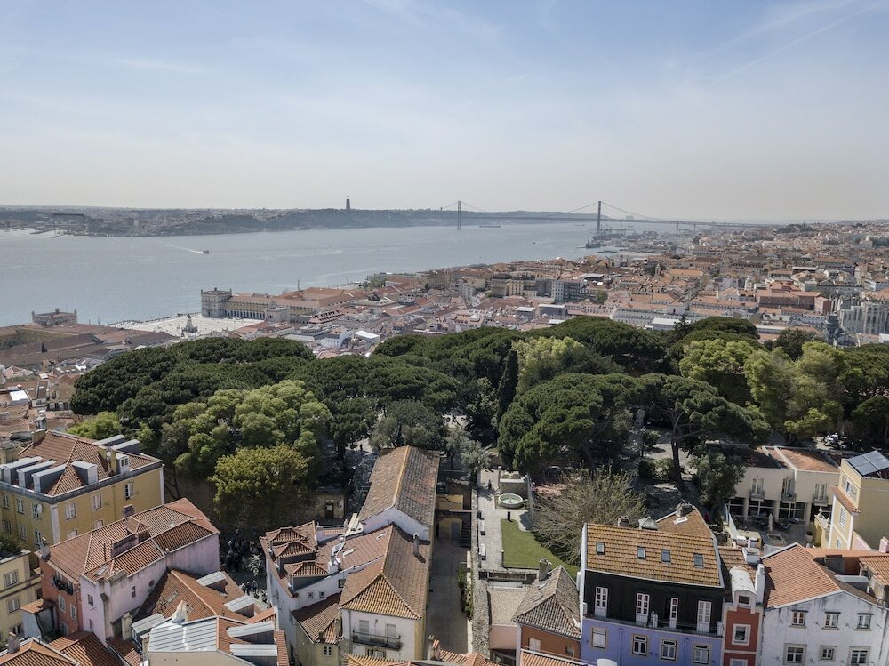 Фото Castle Inn Lisbon