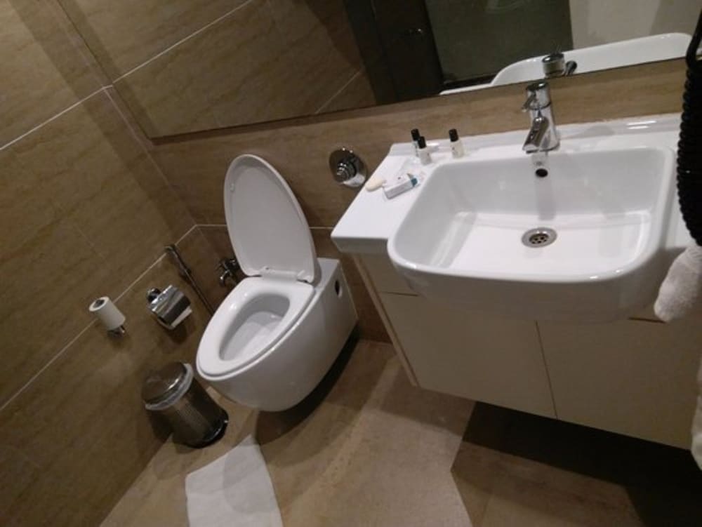 Фото Отель The Byke Suraj Plaza Veg