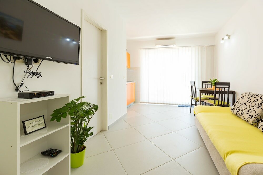 Фото Apartments Mandy