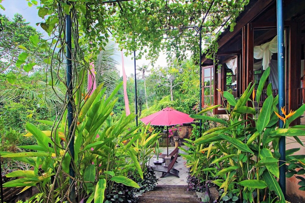 Фото The Mahogany Villa