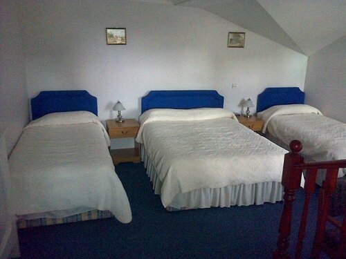 Гостиница Aurora Hotel & Italian Restaurant в Нэрне
