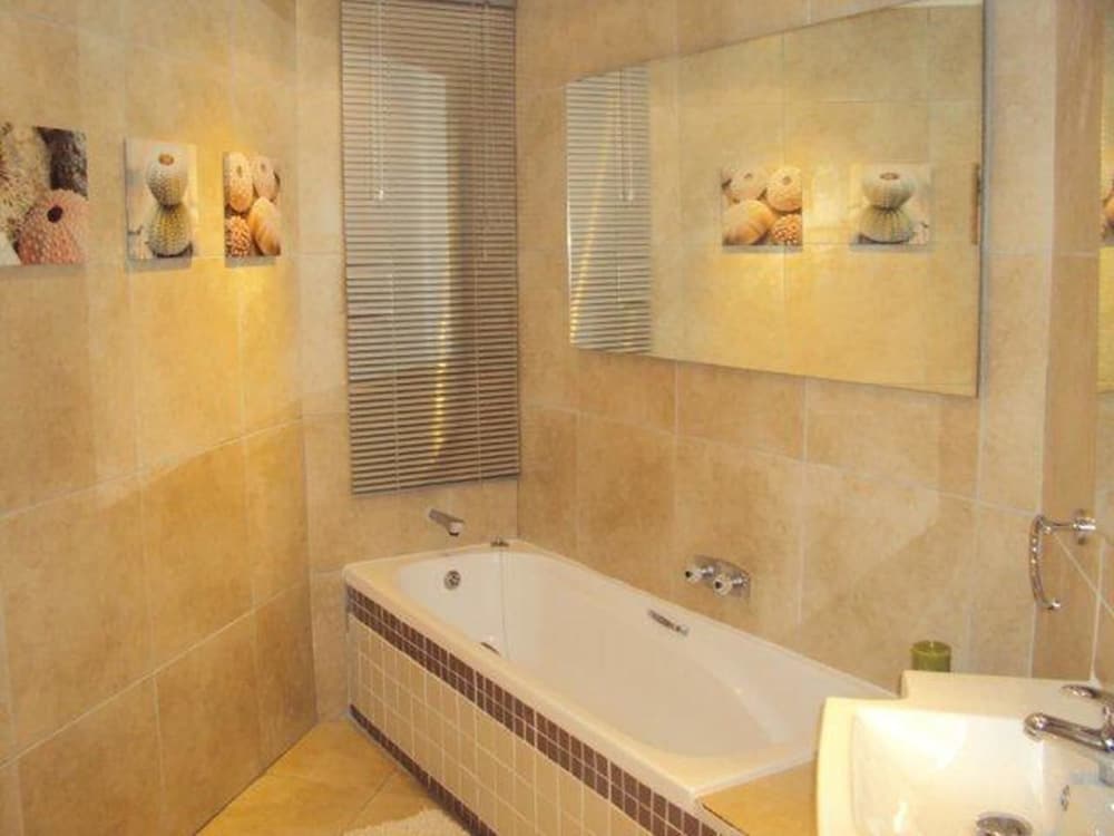 Фото Villa La Vida- Self-Catering House