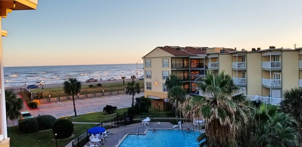 Фото Galveston Beach Condos