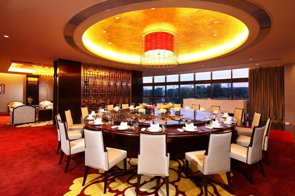 Фото Hilton Foshan