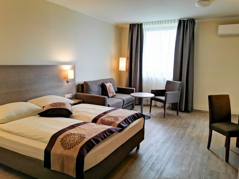 Фото Hotel Mainzer Hof