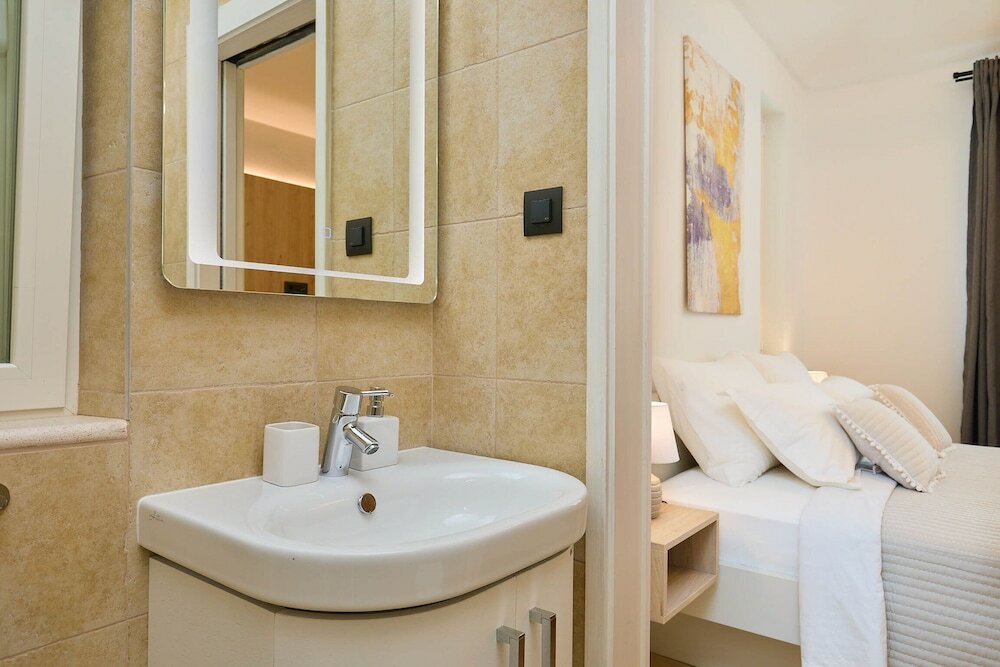 Фото Hedera Estate, Villa Hedera III