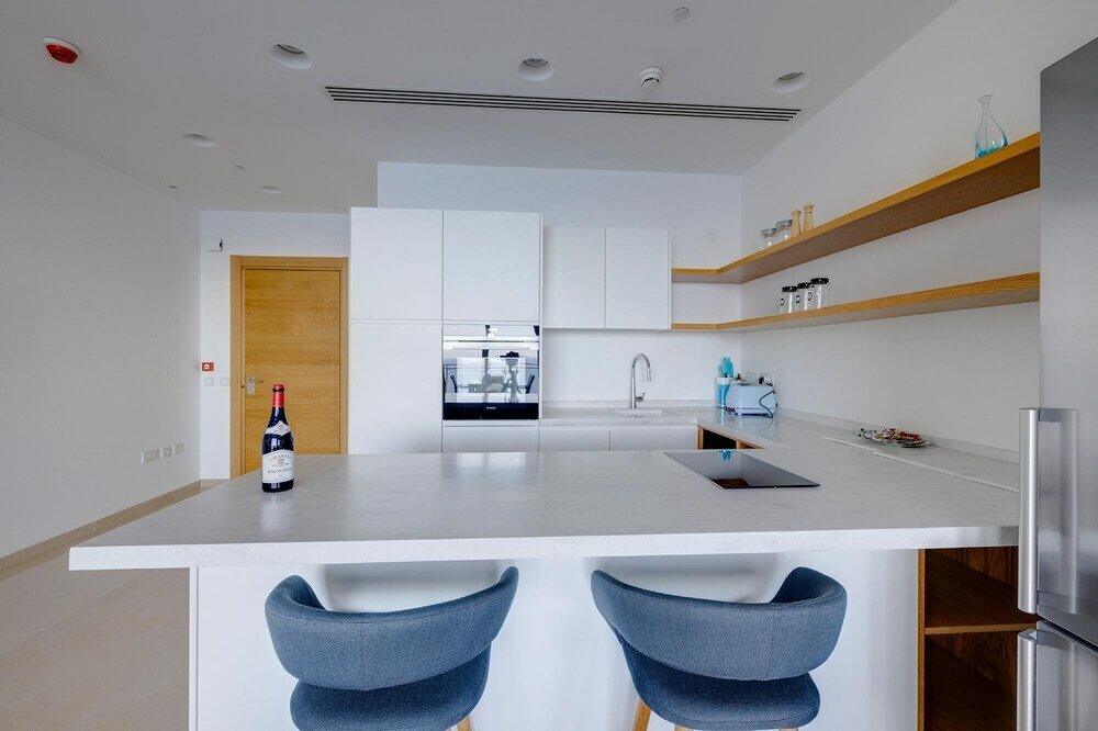 Фото Super Luxury Apartment in Tigne Point, Amazing Sea Views