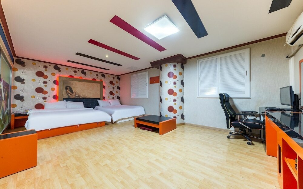 Фото Daejeon Yongjeon Happy Tower