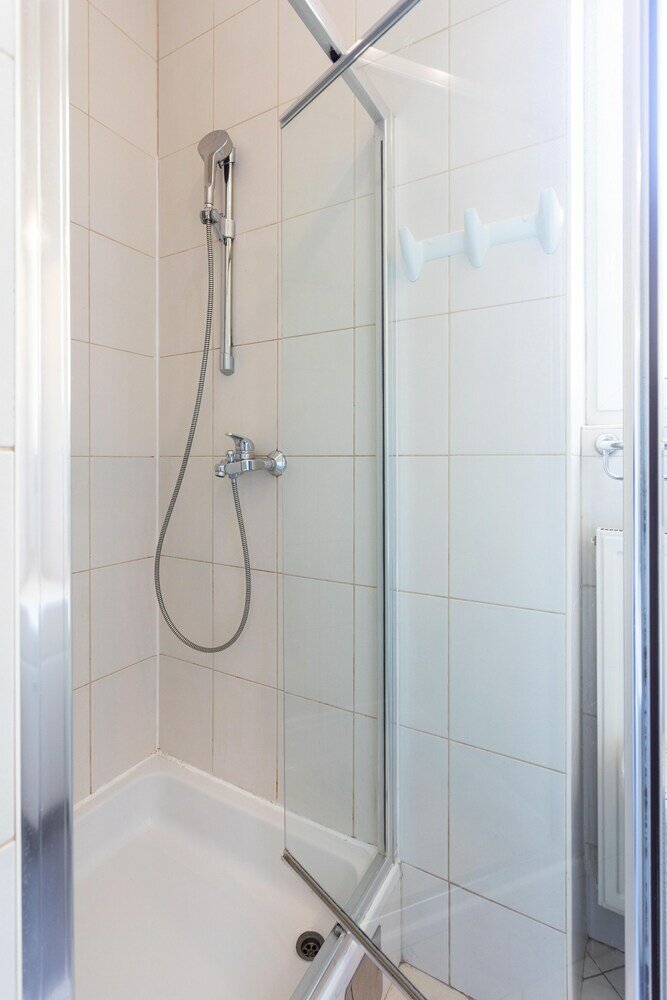 Фото Bright and Spacious 2bdr Apartment in Heart of Zagreb