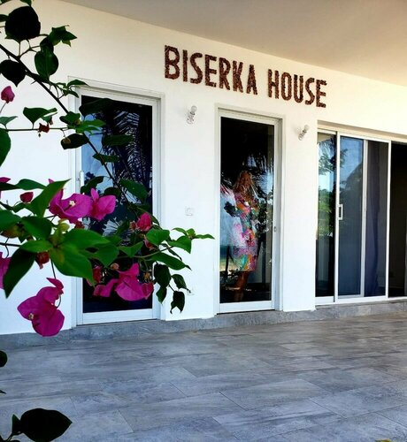 Вилла Biserka House
