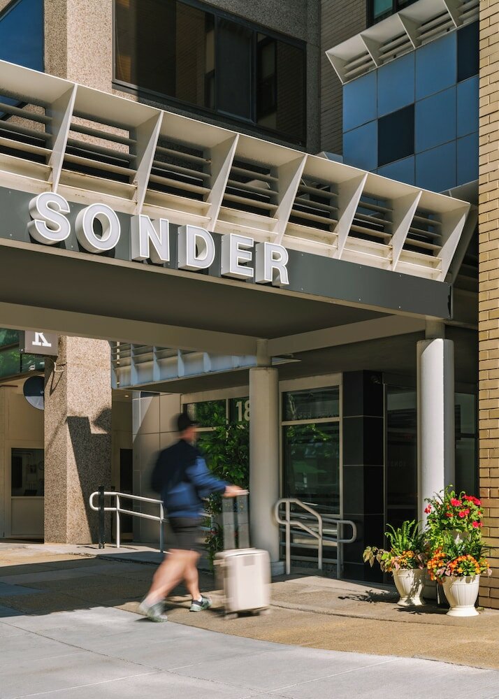 Фото Sonder The Quincy Ascend Hotel Collection