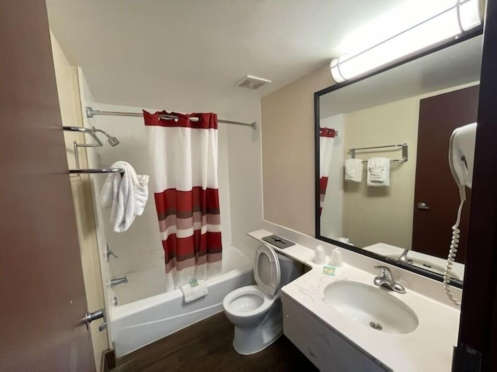 Фото Tropical Palms Hotel