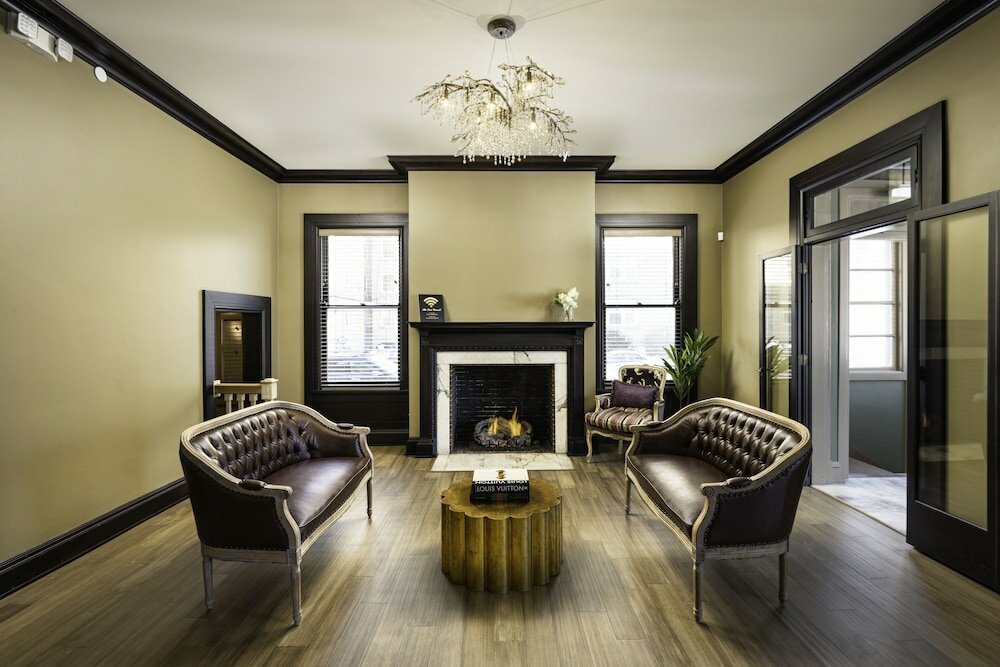 Фото The Edward Hotel