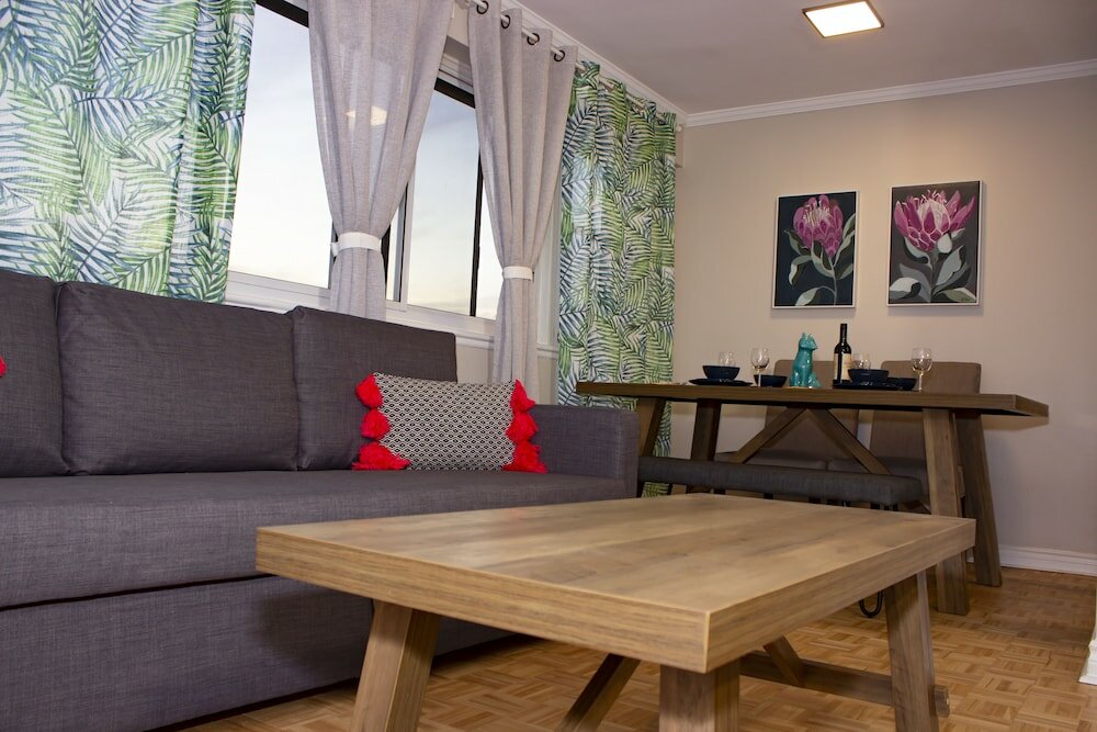 Фото Golden Castle In Montreal