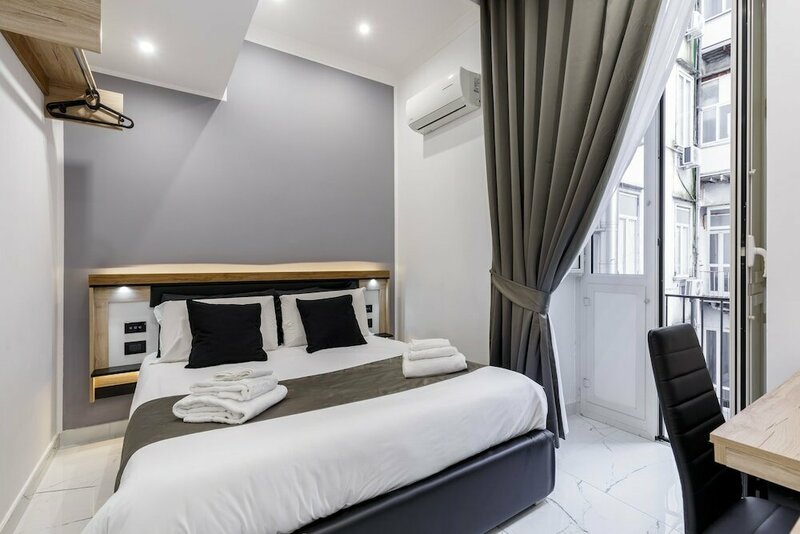 Гостиница Hotel sant'Angelo Palace в Неаполе