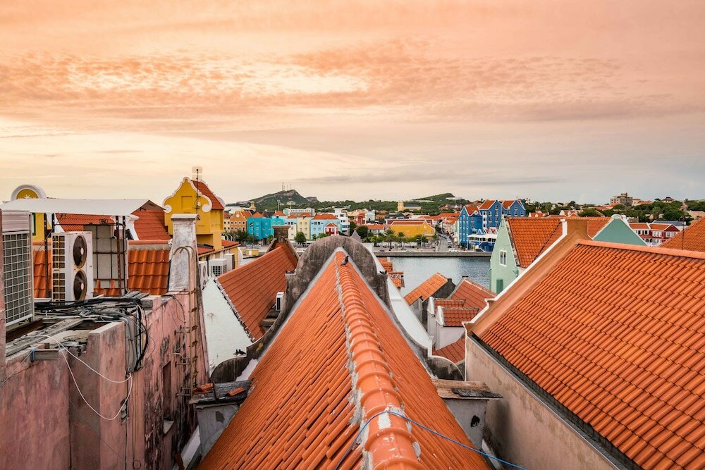 Фото The Yellow Penthouse