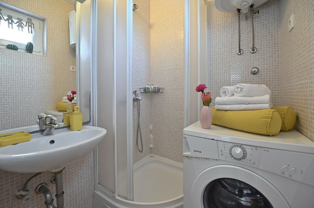 Фото Apartments Adela I