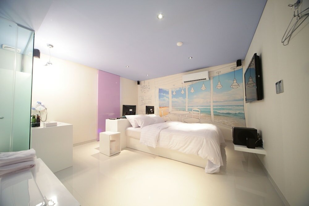 Фото Jongno Hotel Pop Leeds Premier