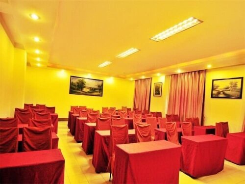 Гостиница Jinjiang Inn Ningbo Yinxiang City Metro Road в Нинбо