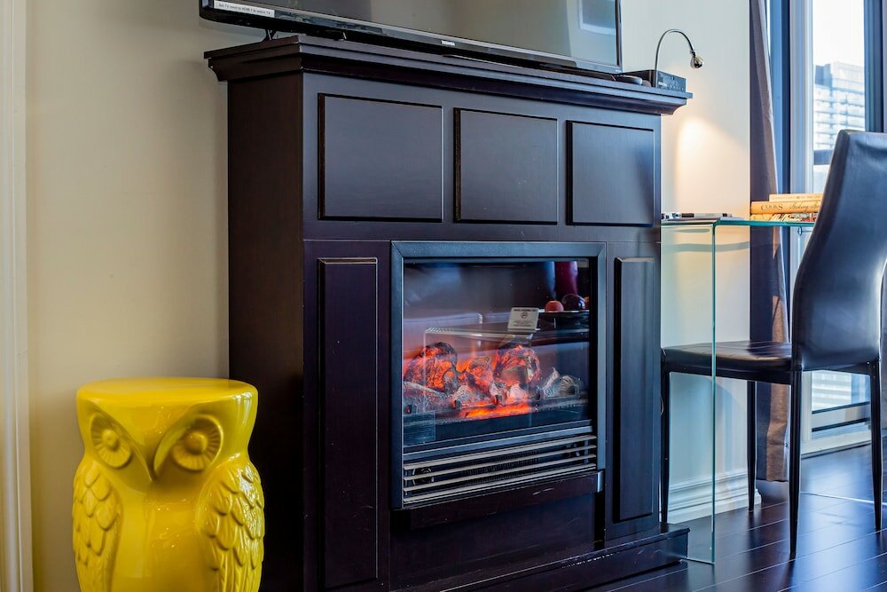 Фото Canada Suites - 832 Bay St