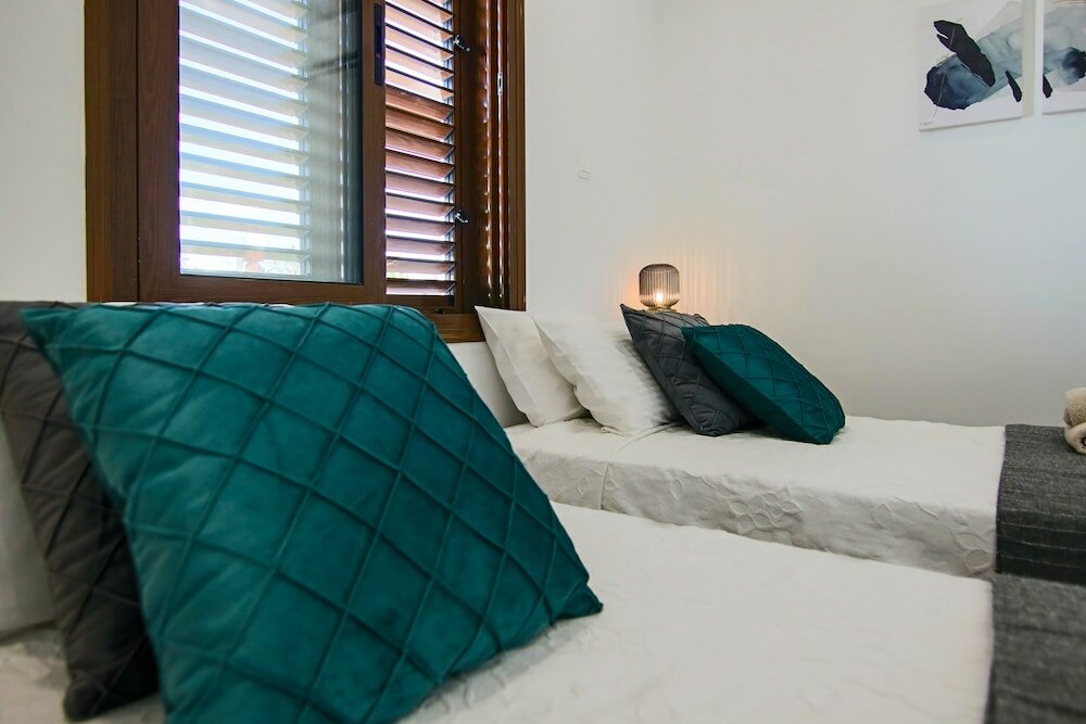 Фото Phaedrus Living Seaside Constantinos 113