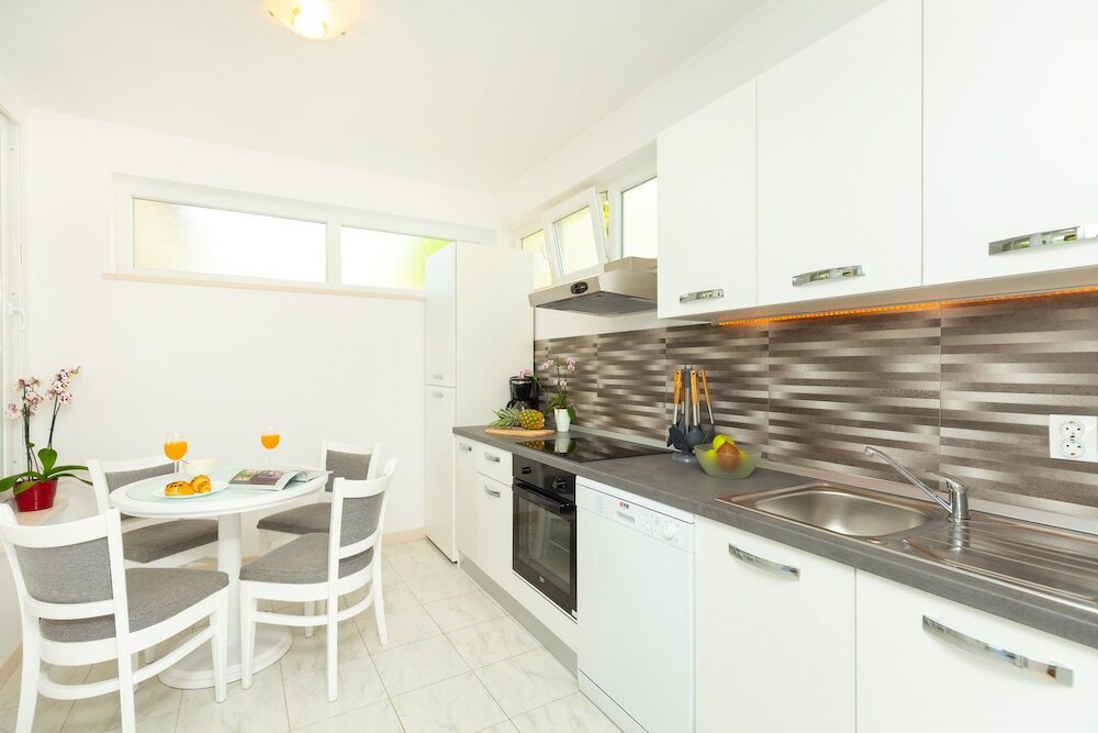 Фото Summer Chill Apartment 3