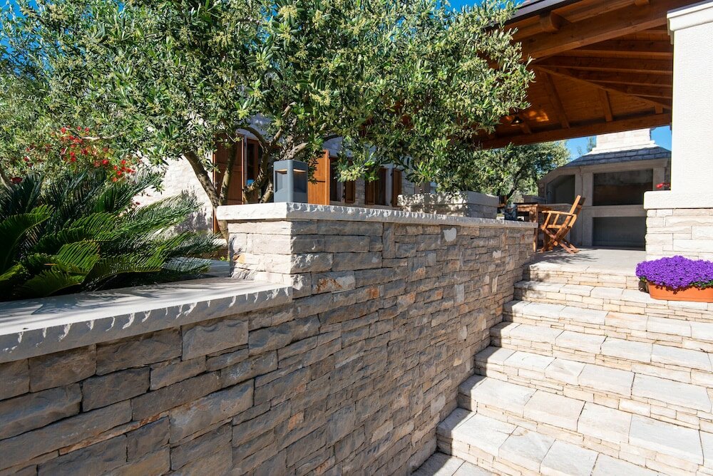 Фото Little Stone House