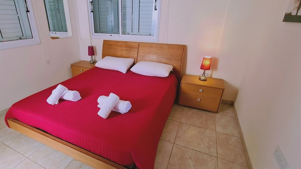 Фото SunShine Apartment by Stay BnB