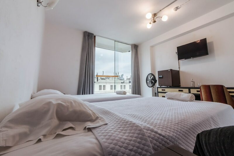 Гостиница Hotel El Plaza Centro de Lima