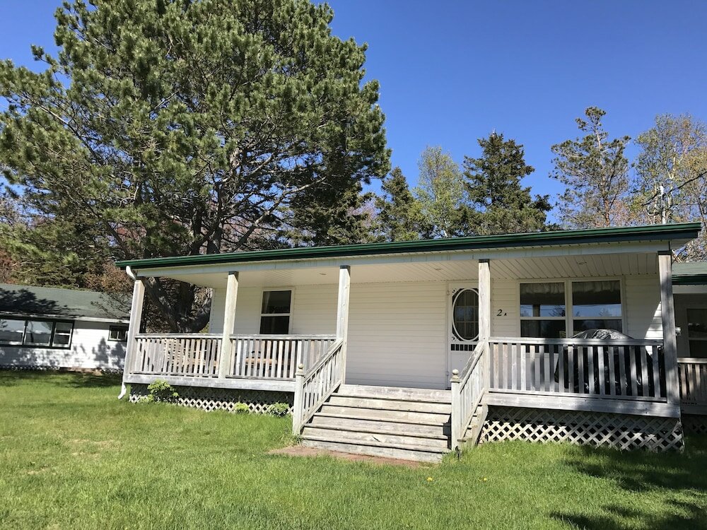 Фото By The Bay Cottages